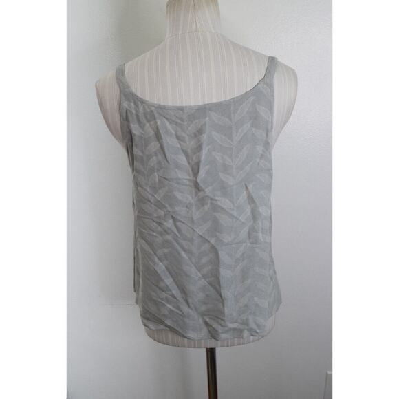 Armani Collezioni Blazer Womens Size 6 Silver Gray Leaves Print Shell Tank - Picture 8 of 11